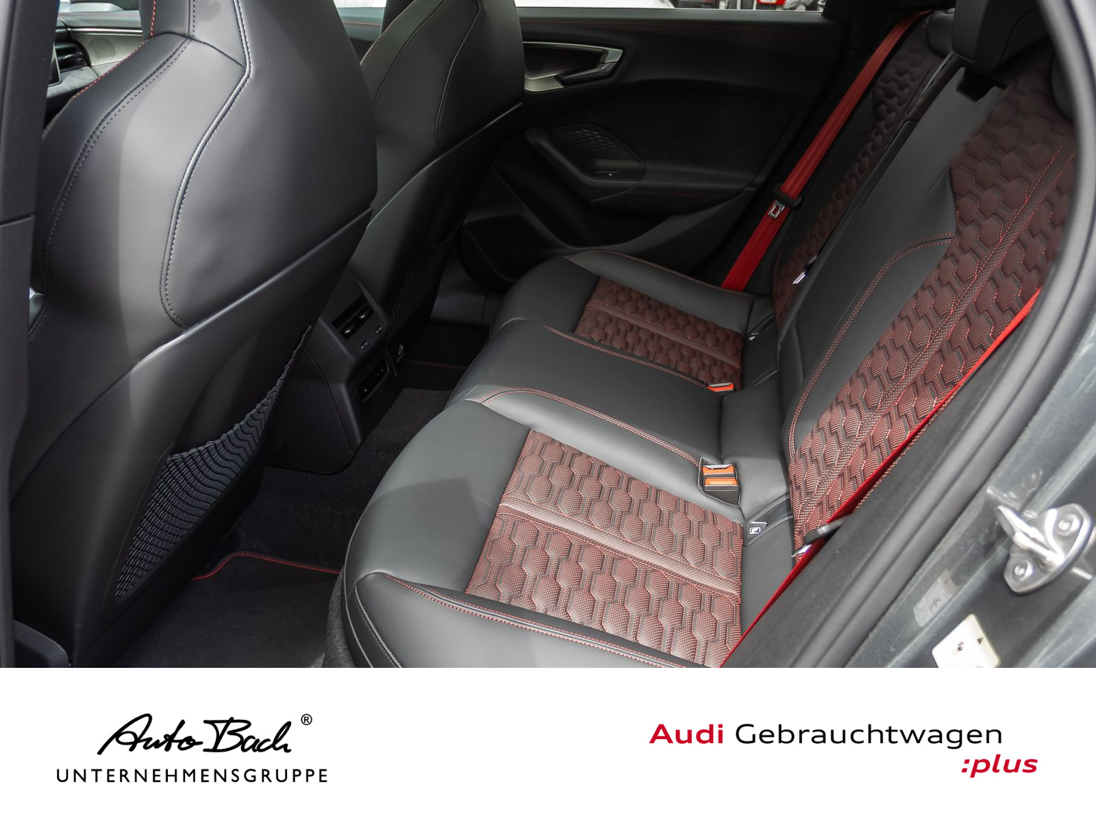 Audi RS5 Limousine Sport-Paket/ Keramik/ Pano/ TechPro /Carbon