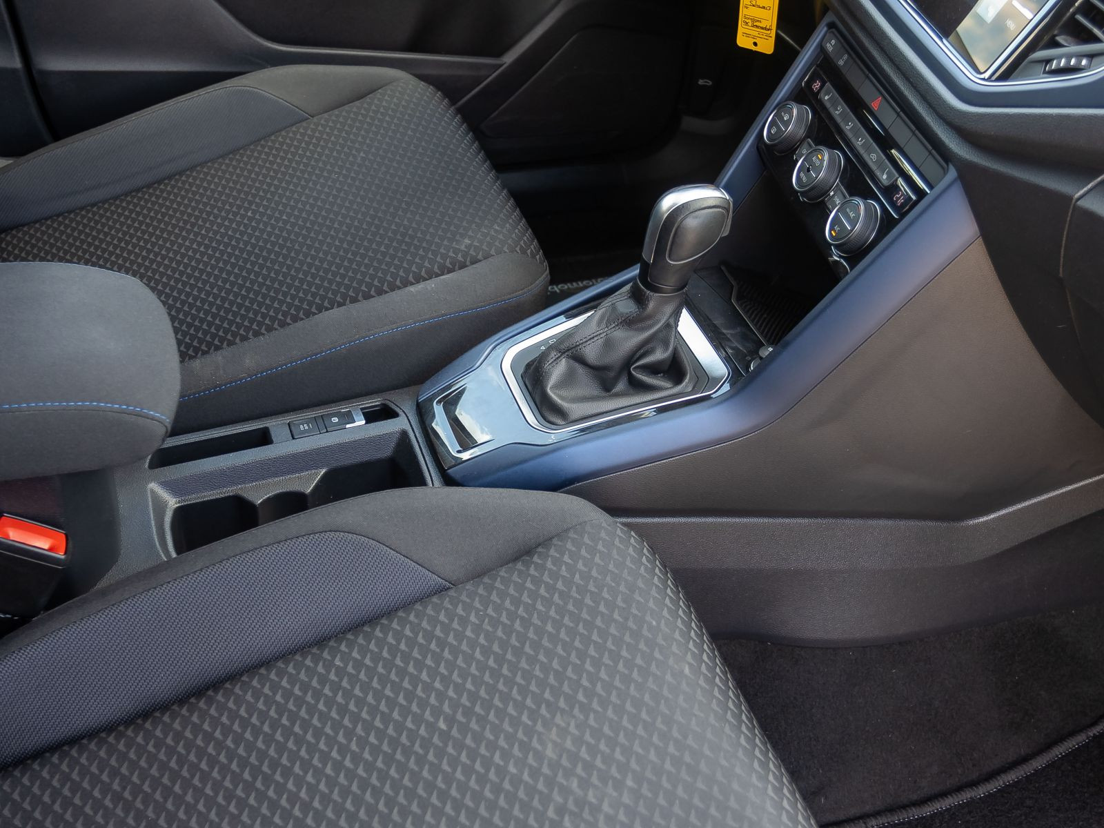Volkswagen T-Roc United 2.0TDI DSG Navi LED ACC Climatronic