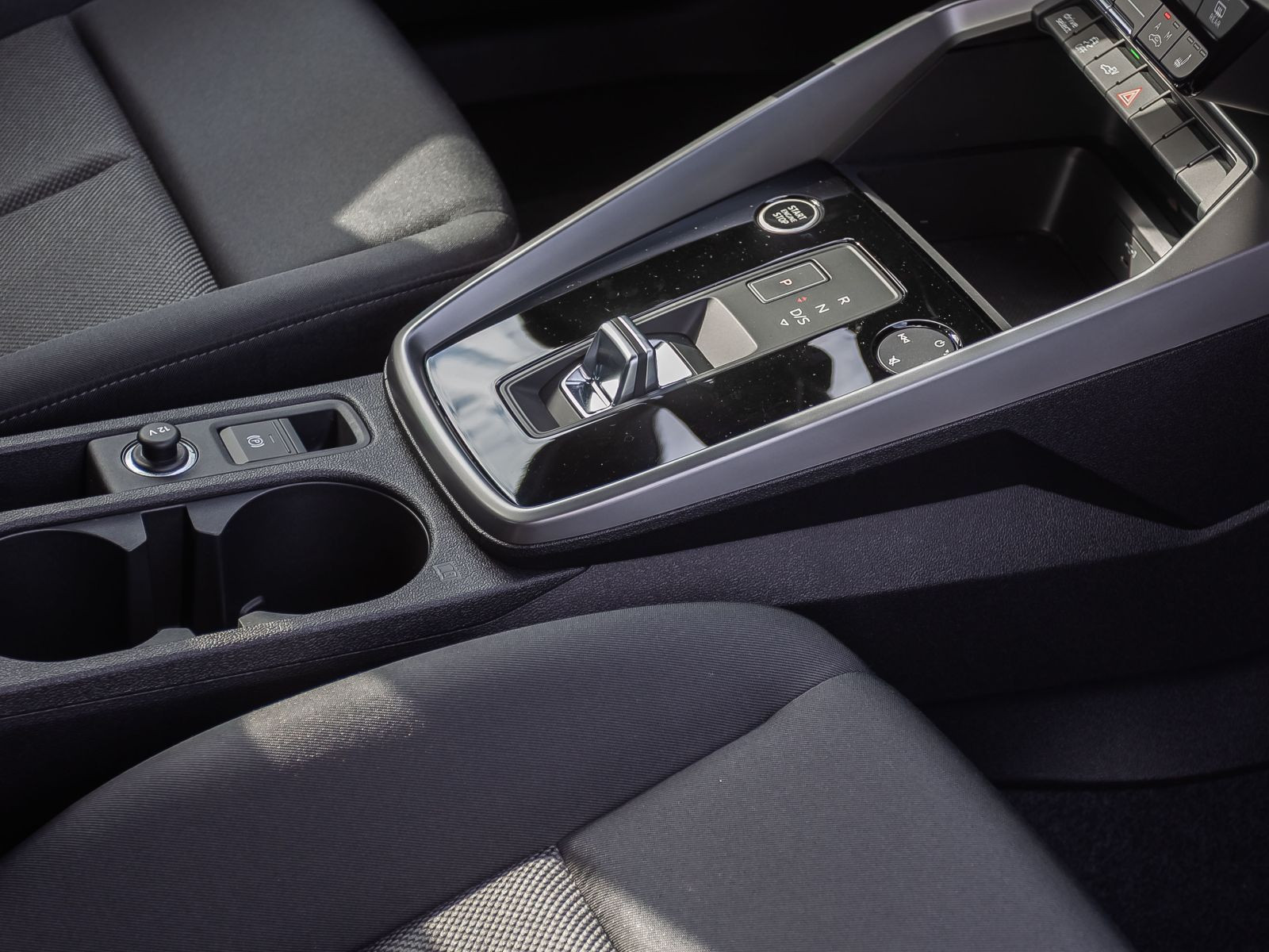 Audi A3 Sportback 40TFSIe Stronic Navi LED Carplay