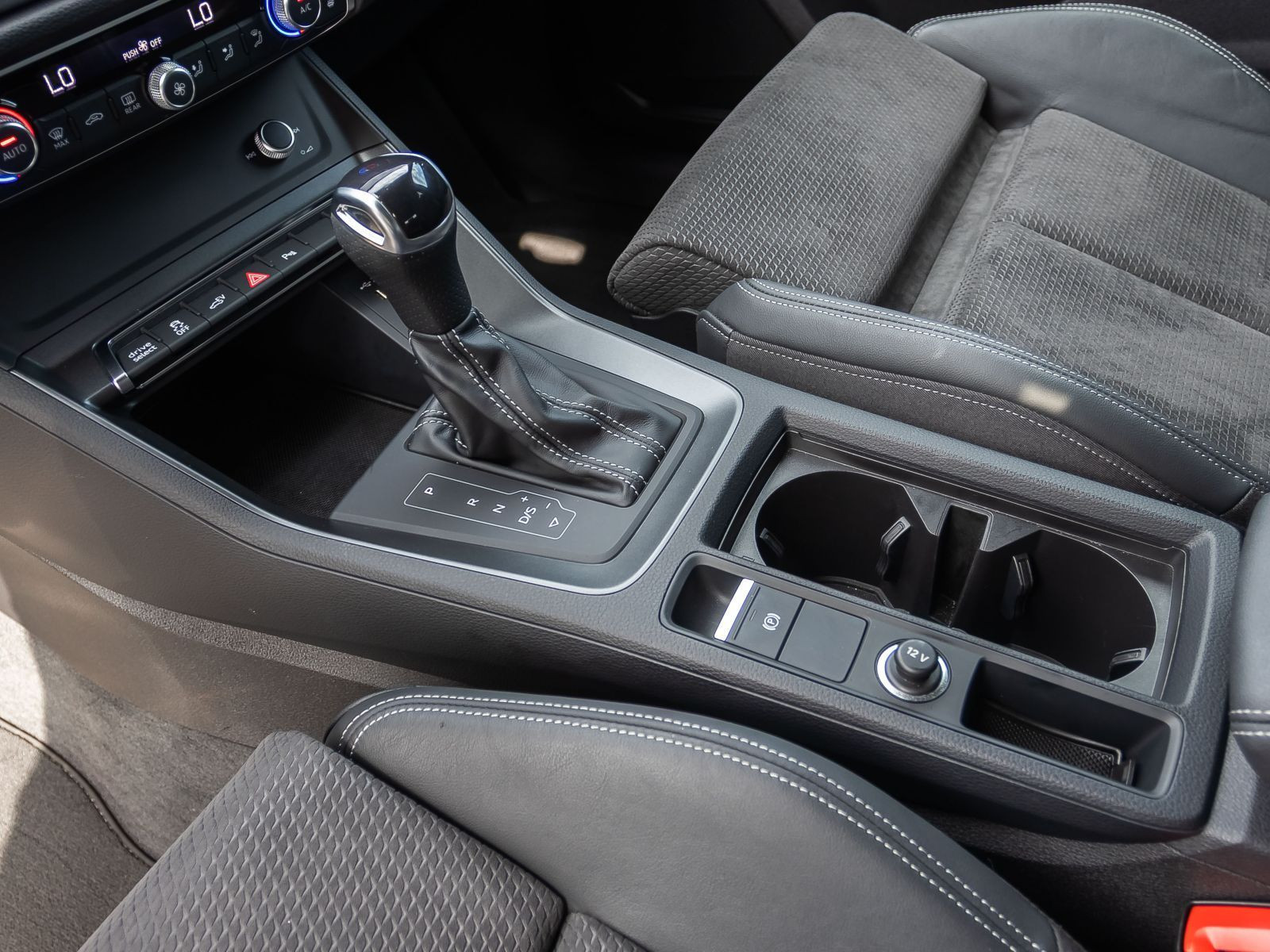 Audi Q3 Sportback S line 45TFSI e Stronic LED ACC