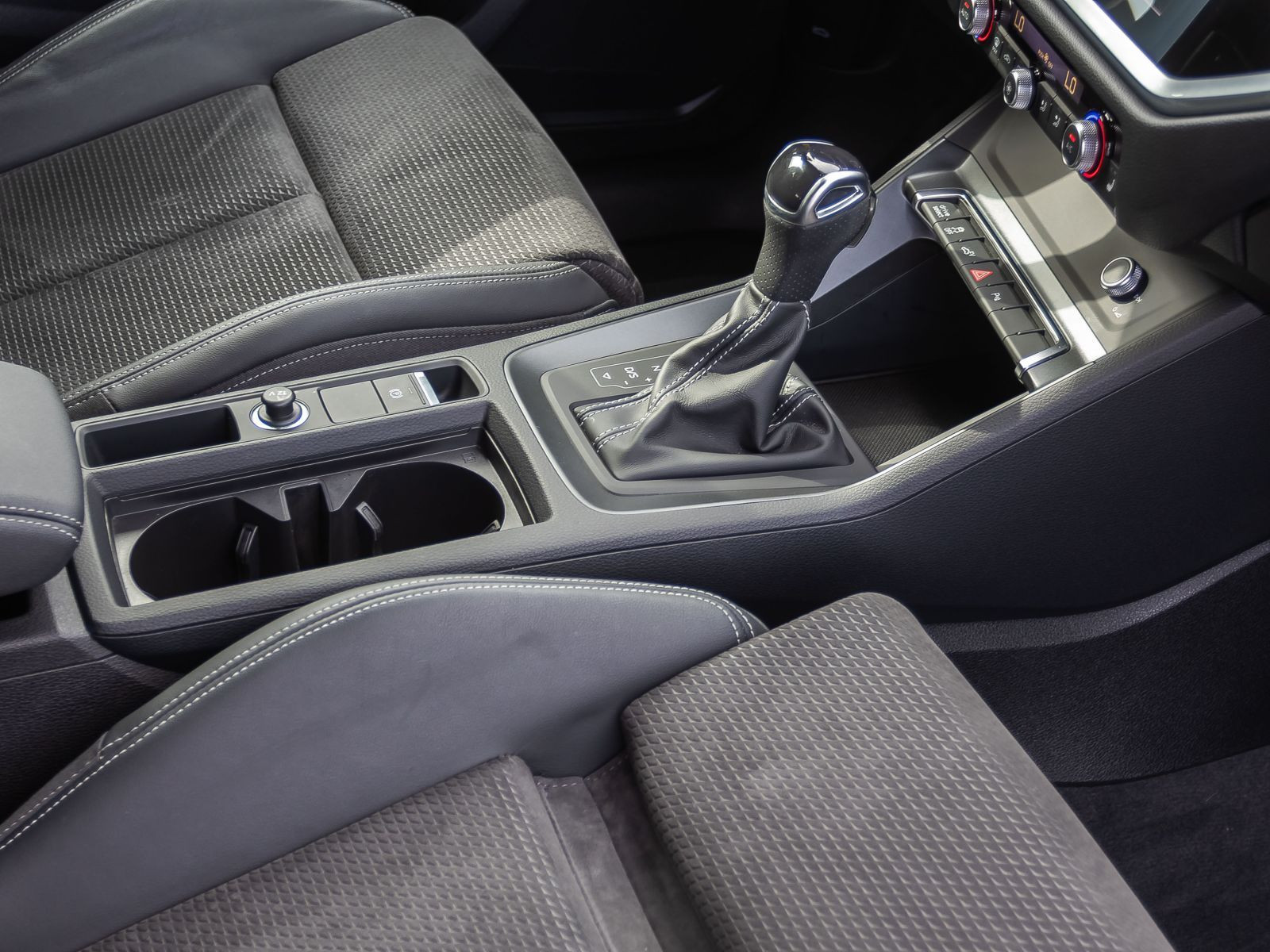Audi Q3 Sportback S line 45TFSI e Stronic LED ACC