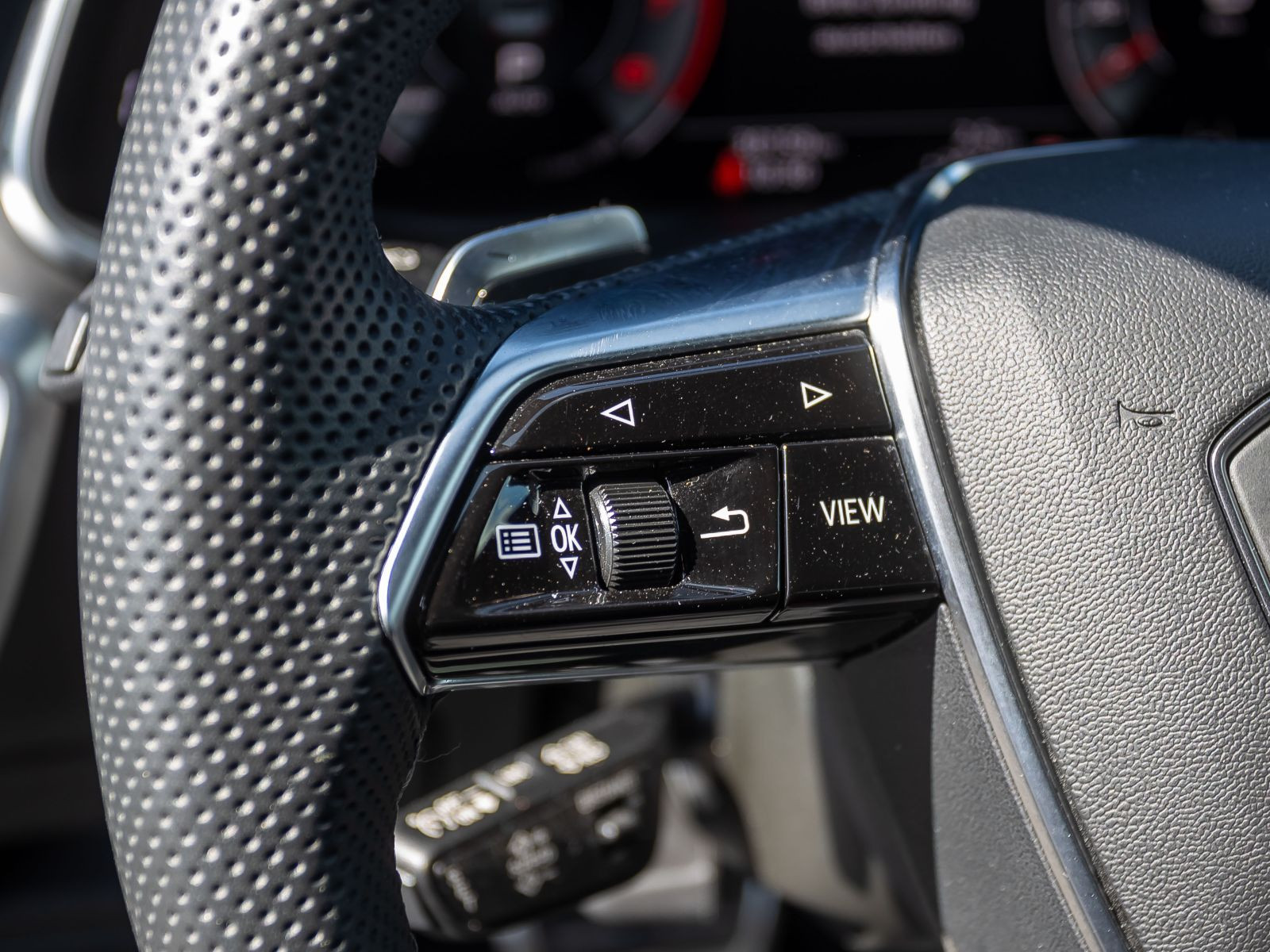 Audi A6 S line 45TFSI Navi Matrix HuD Panorama ACC B&O