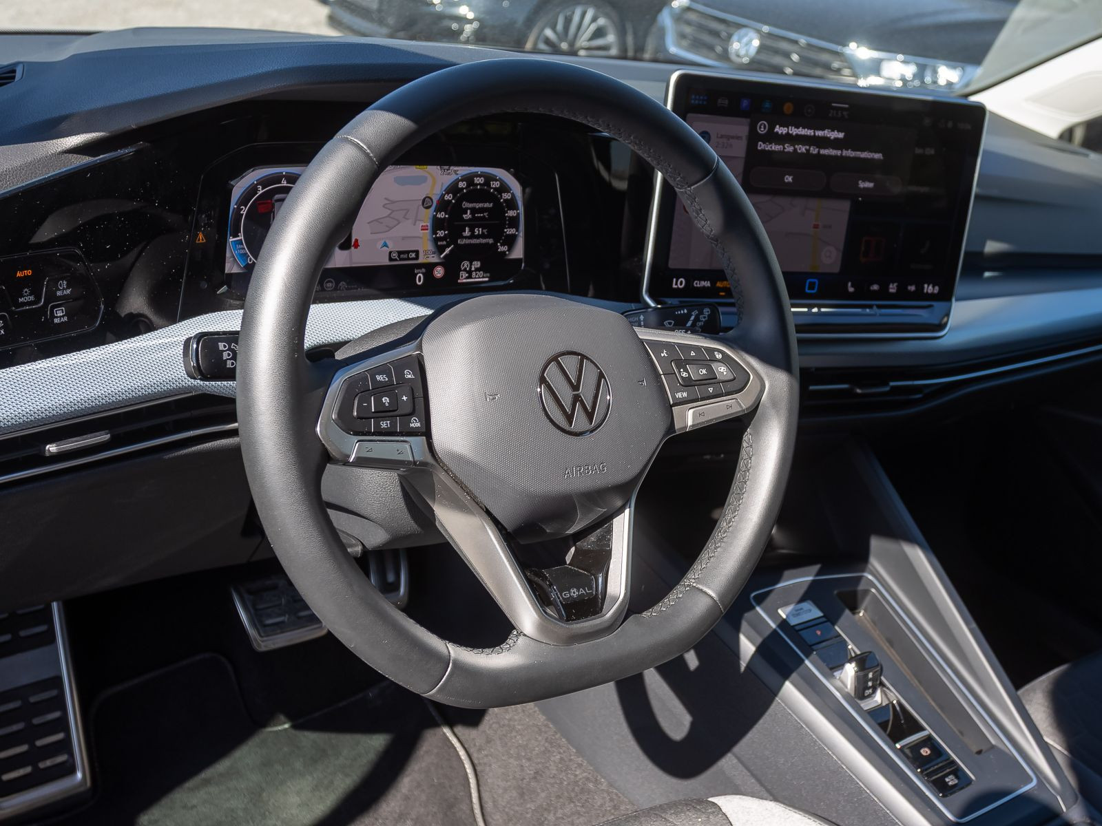 Volkswagen Golf VIII Goal 1.5 eTSI DSG Navi Matrix ACC AHK