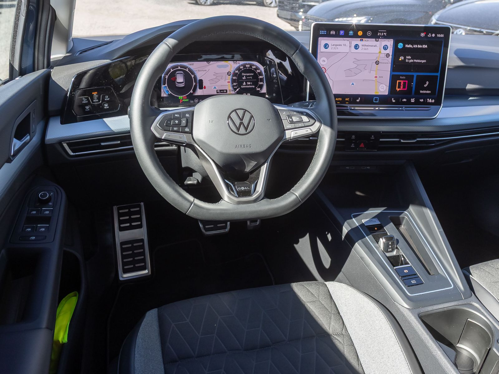 Volkswagen Golf VIII Goal 1.5 eTSI DSG Navi Matrix ACC AHK