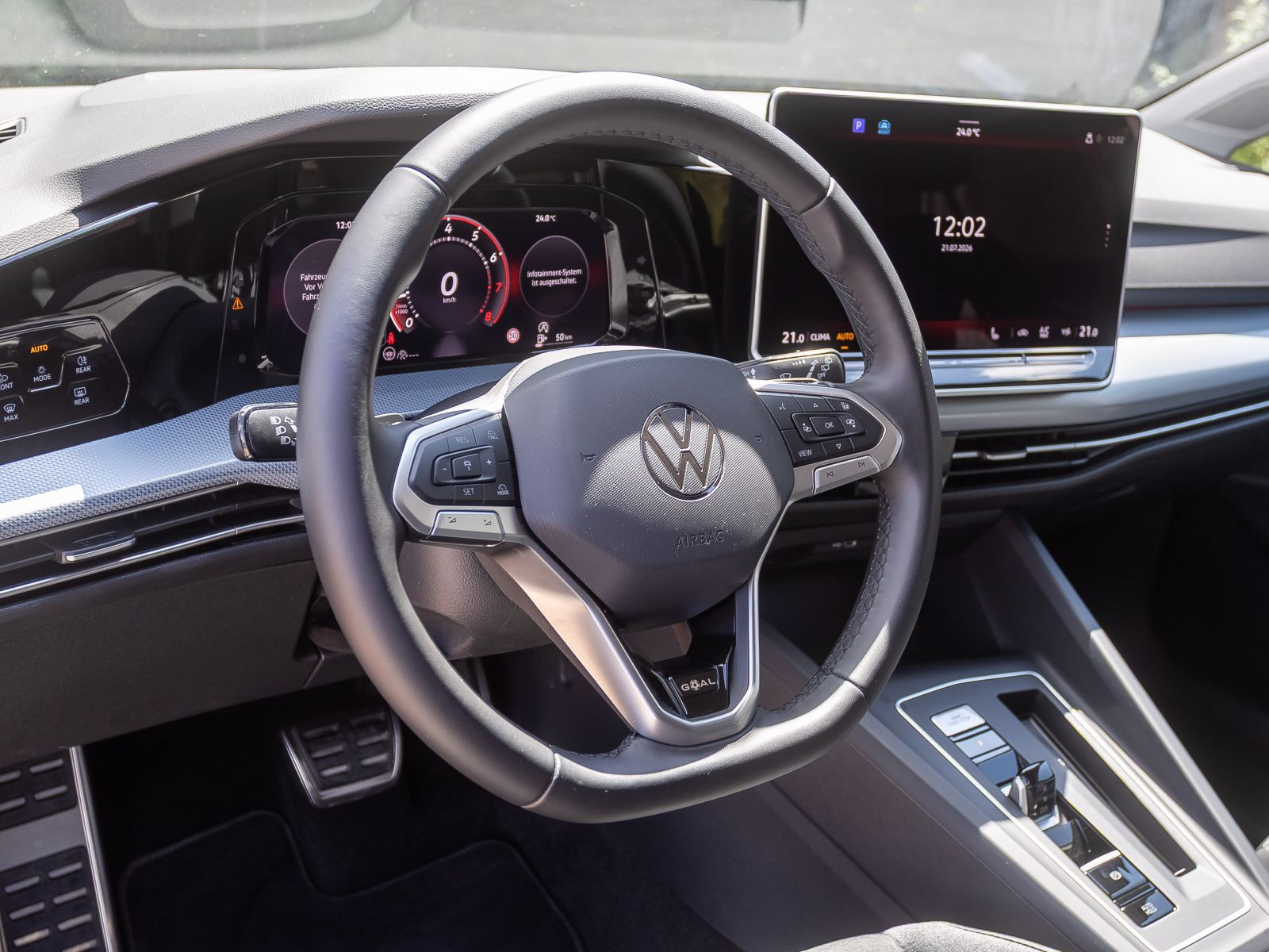 Volkswagen Golf VIII Goal 1.5 eTSI DSG Navi LED ACC EPH AHK