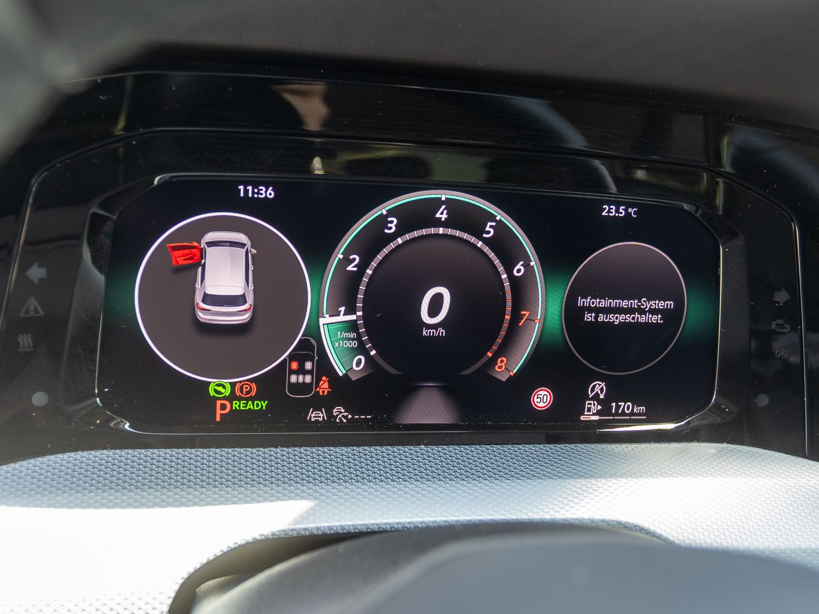 Volkswagen Golf VIII Goal 1.5 eTSI DSG Navi LED ACC EPH AHK