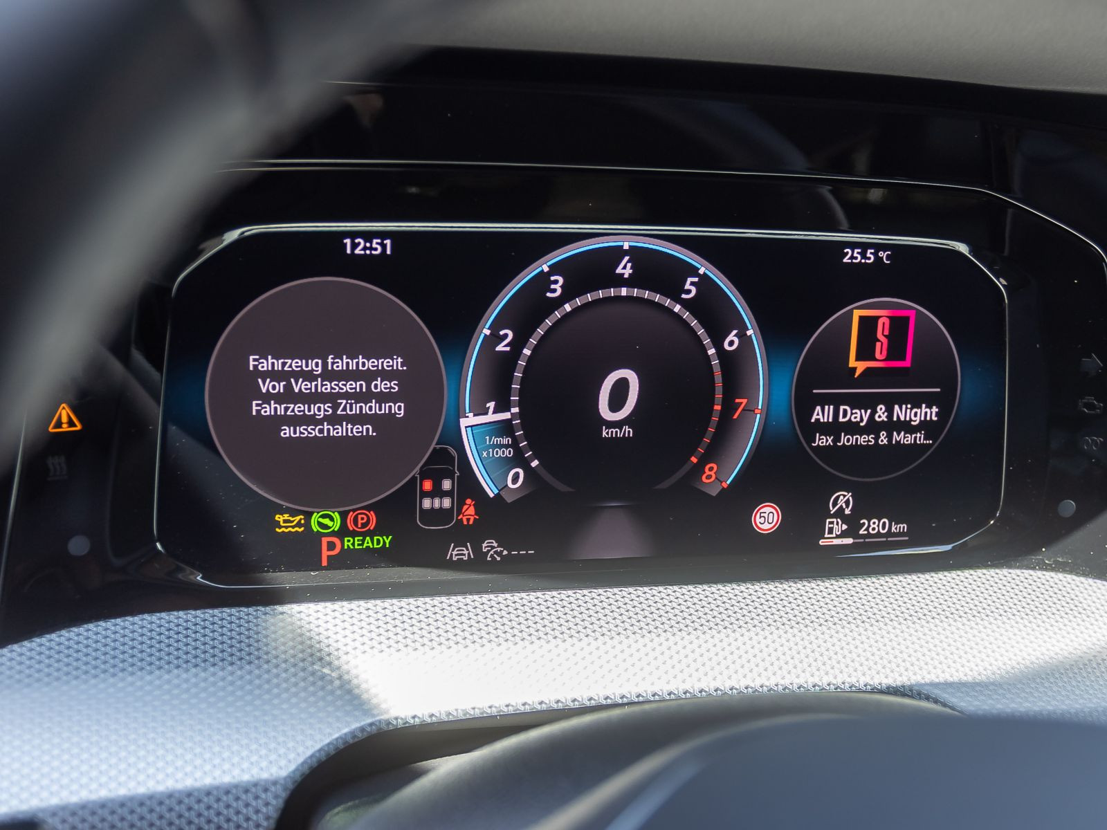 Volkswagen Golf VIII Goal 1.5 eTSI DSG Navi LED ACC EPH AHK