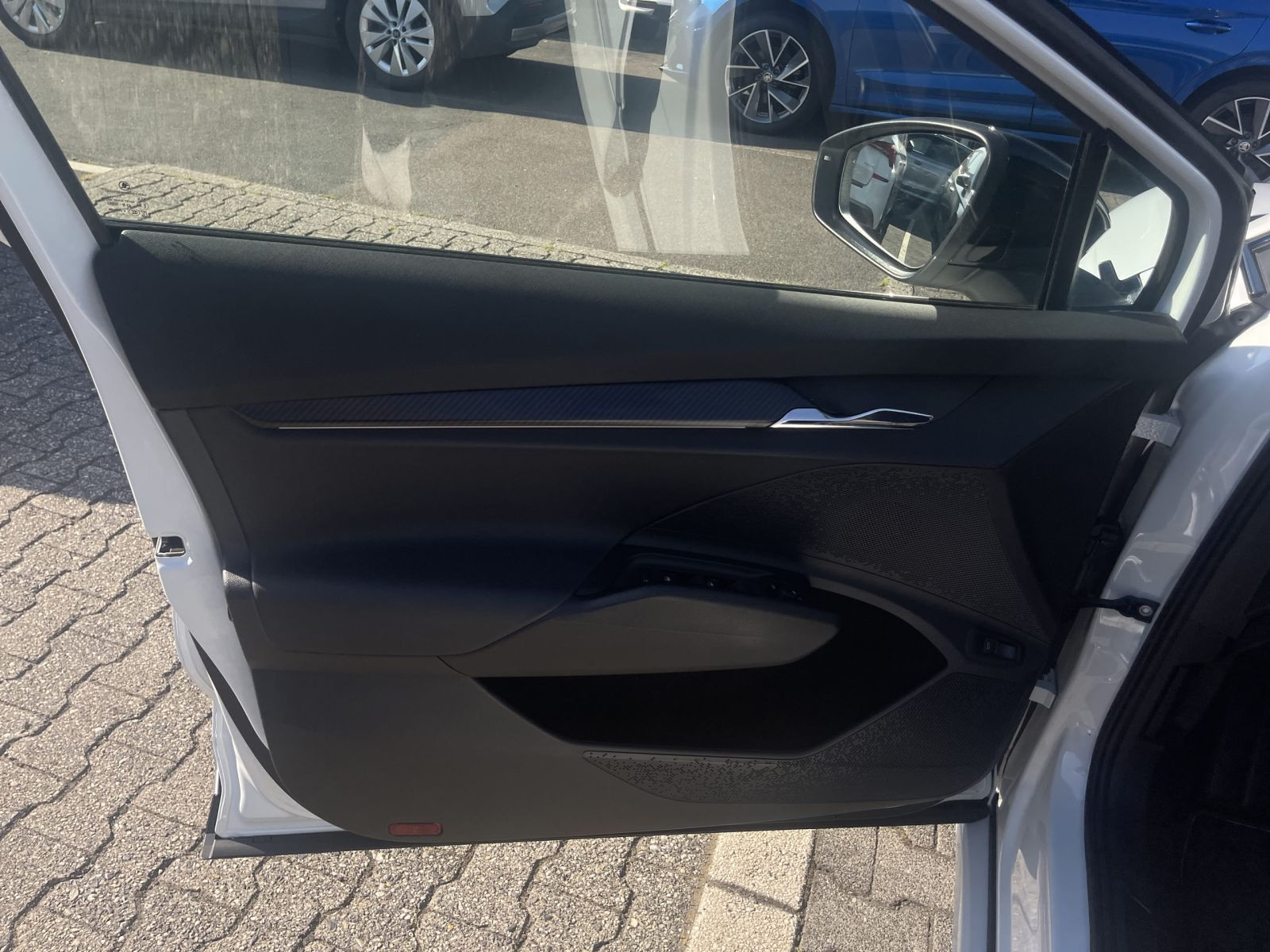Skoda Enyaq 80 Sportline Navi HuD Matrix Panorama AHK