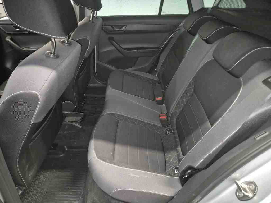 Skoda Fabia Combi Ambition 1.0 TSI Navi GRA Carplay