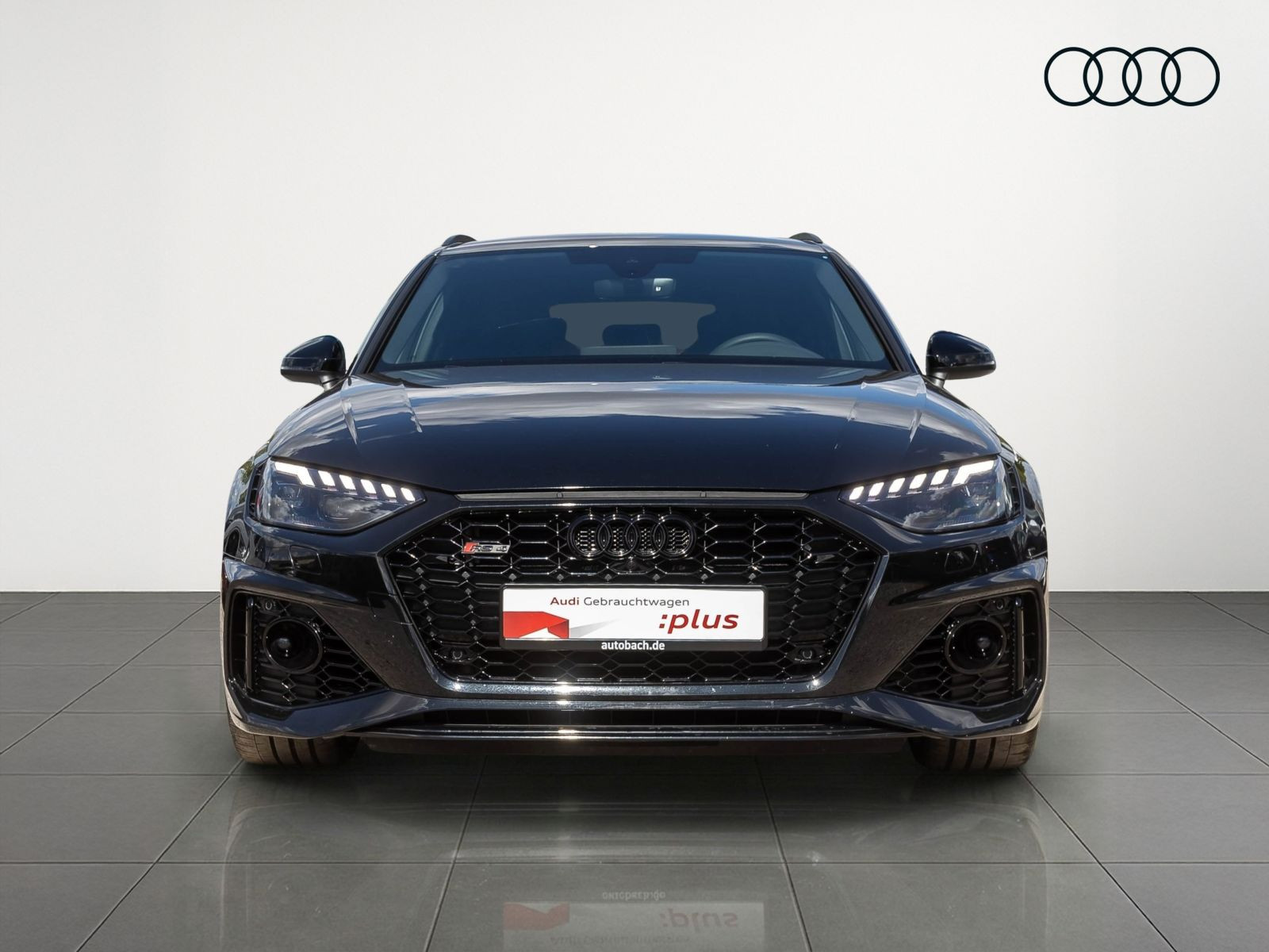 Audi RS4 Avant Navi Matrix Sportabgasanlage ACC