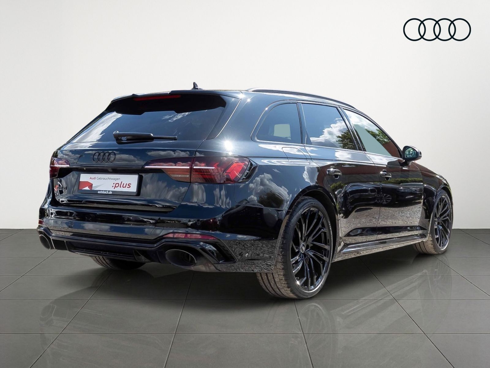 Audi RS4 Avant Navi Matrix Sportabgasanlage ACC