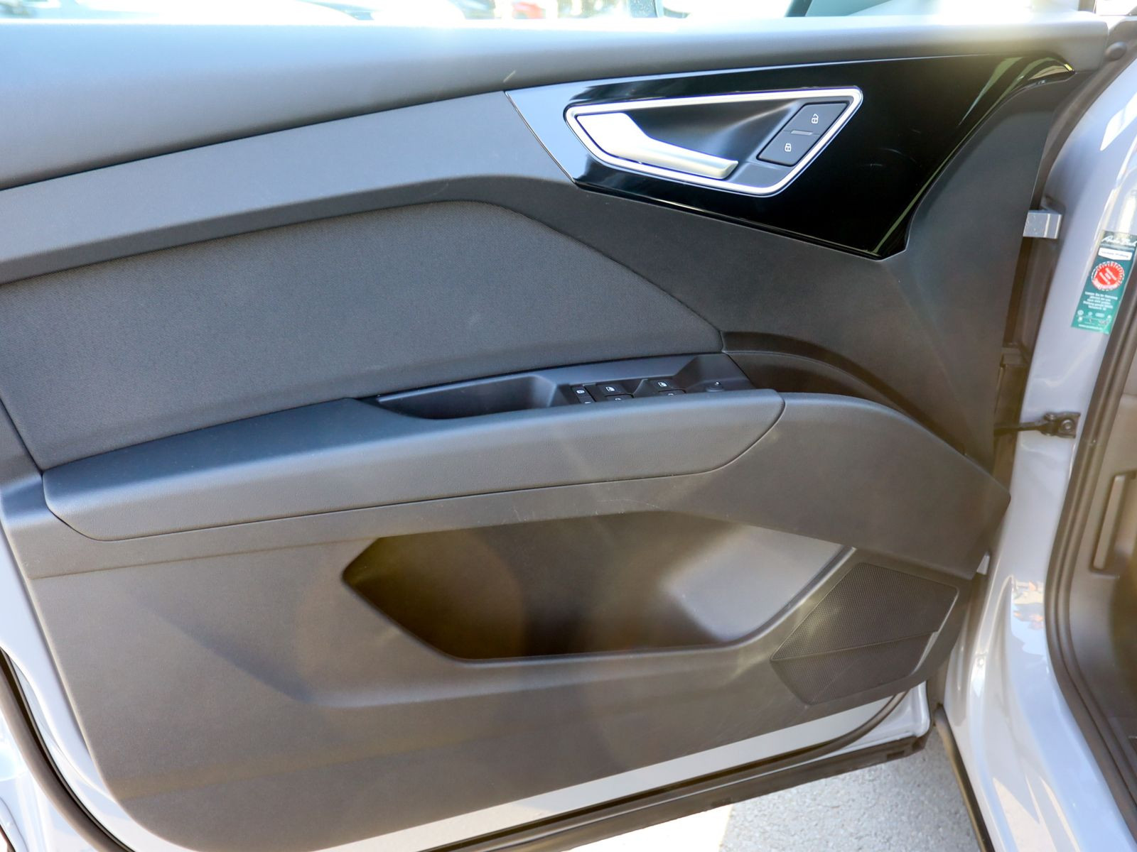 Audi Q4 e-tron 40 Navi LED ACC Standklima DAB