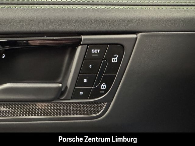 Porsche Cayenne GTS Coupe Head-Up Sportabgas LED-Matrix