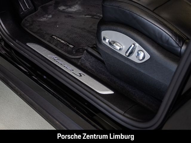Porsche Macan S Sportabgas Surround-View Luftfederung