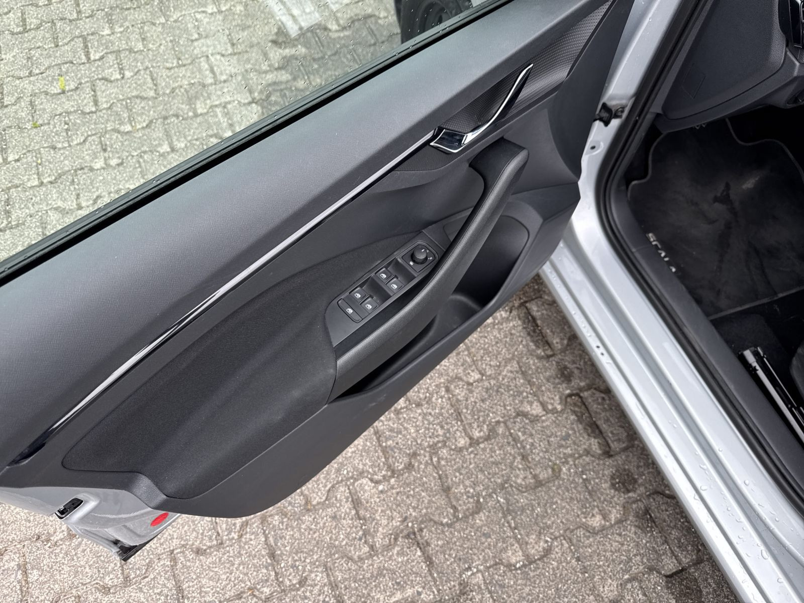 Skoda Scala COOL PLUS 1.0 TSI EPH LED Carplay