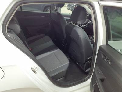 Volkswagen Golf VIII Goal 1.5 eTSI DSG Navi LED ACC EPH AHK