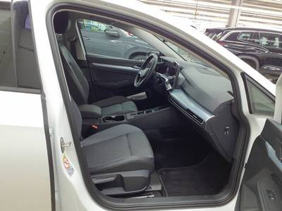 Volkswagen Golf VIII Goal 1.5 eTSI DSG Navi LED ACC EPH AHK