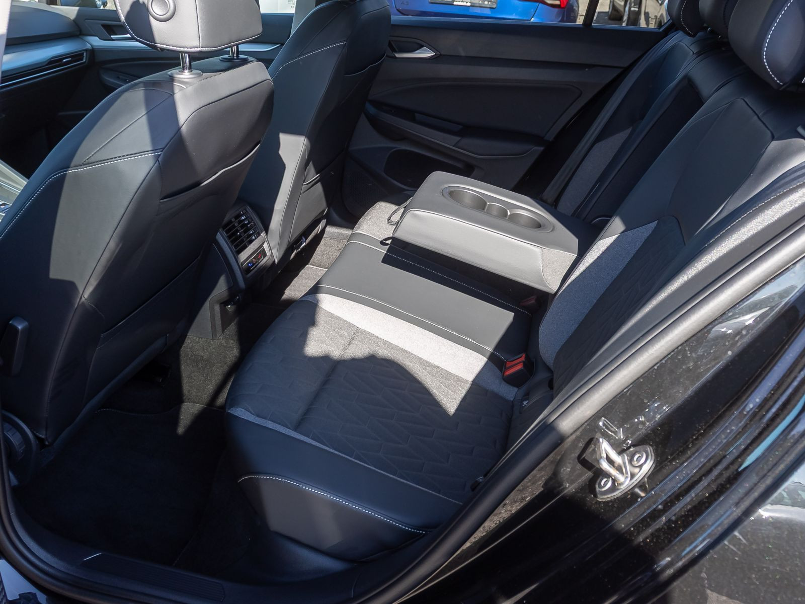 Volkswagen Golf VIII GOAL 2.0TDI DSG Navi LED ACC EPH AHK