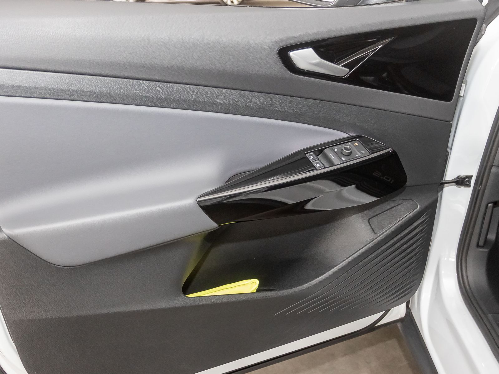 Volkswagen ID.5 Pro Performance, AHK, LED, App-Connect, Standklimatisierung