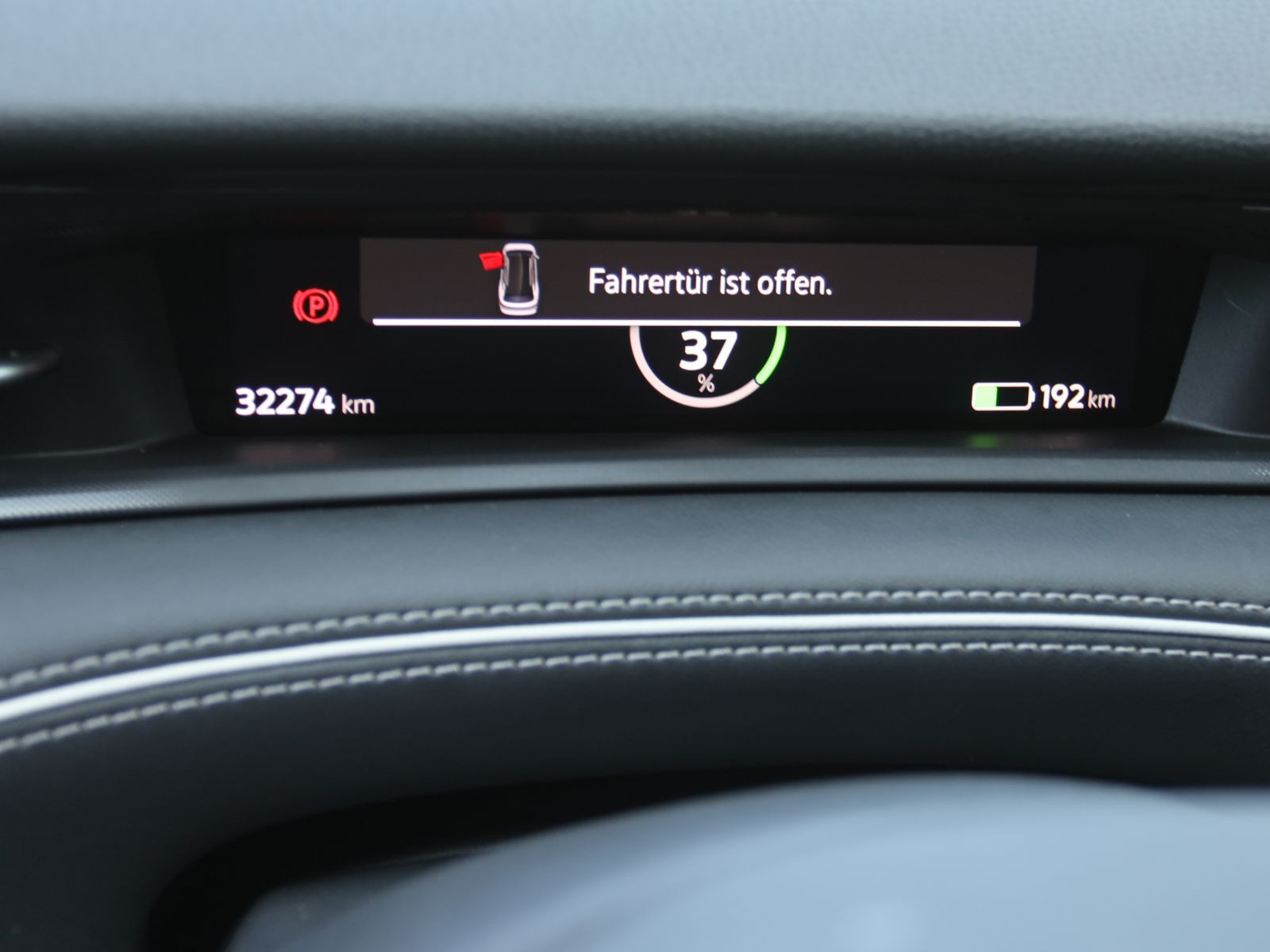 Volkswagen ID.7 Tourer Pro, AHK, Navi, LED-Matrix, Area View inkl. Rückfahrkamera, Augmented-Reality-Head-up-Display