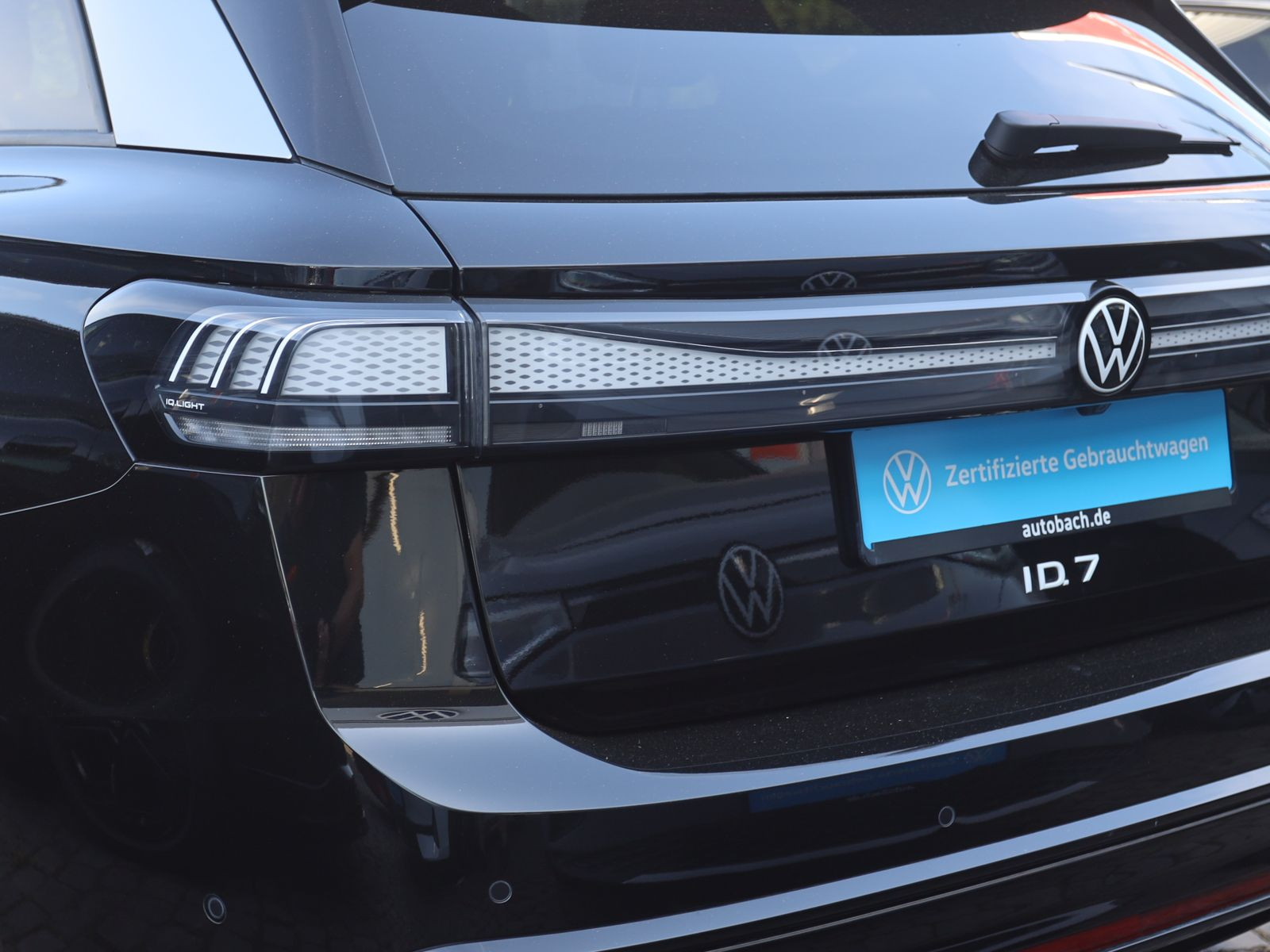 Volkswagen ID.7 Tourer Pro, AHK, Navi, LED-Matrix, Area View inkl. Rückfahrkamera, Augmented-Reality-Head-up-Display