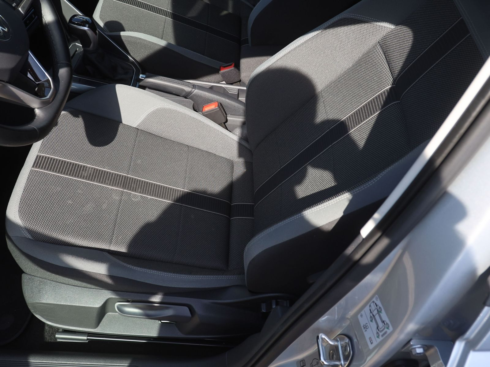 Volkswagen Polo 1.0 TSI DSG Style, Navi, LED-Matrix, Rückfahrkamera, App-Connect