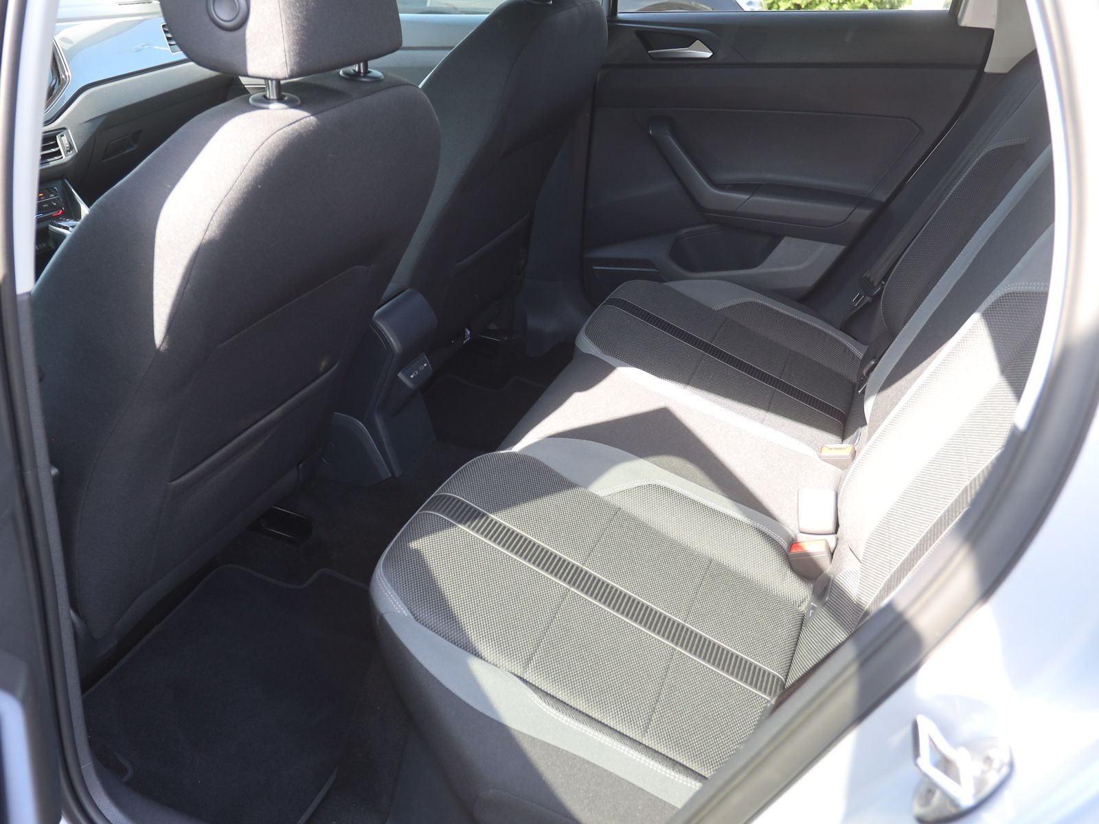Volkswagen Polo 1.0 TSI DSG Style, Navi, LED-Matrix, Rückfahrkamera, App-Connect