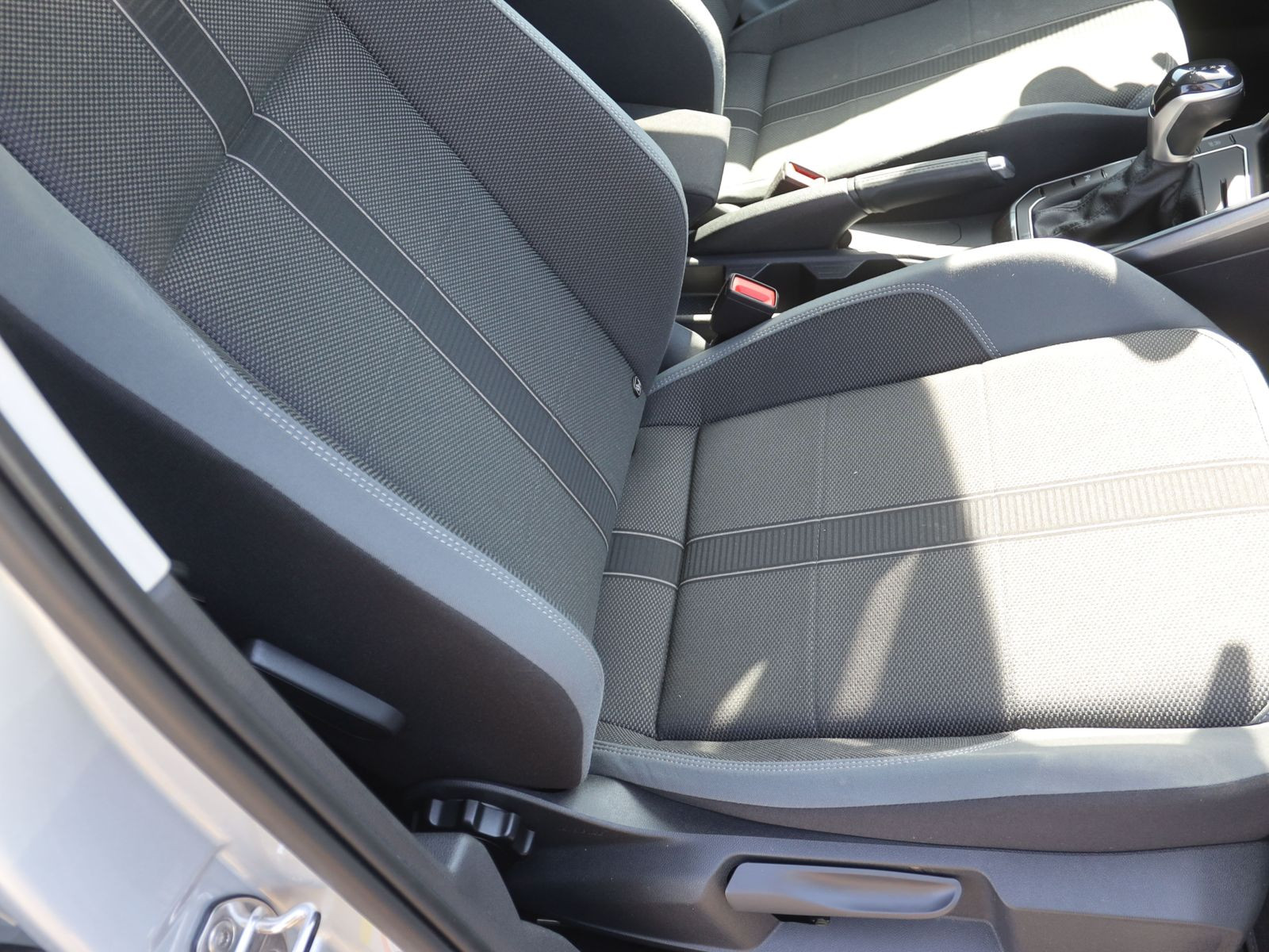 Volkswagen Polo 1.0 TSI DSG Style, Navi, LED-Matrix, Rückfahrkamera, App-Connect