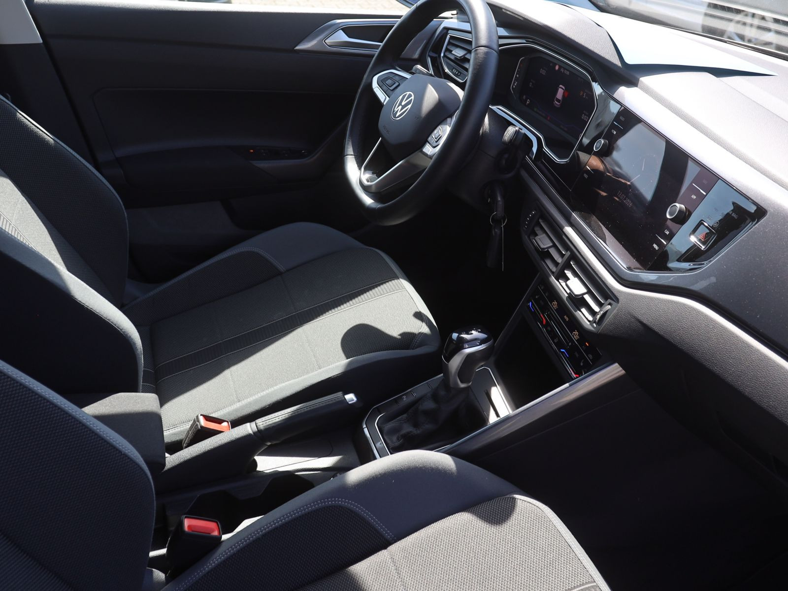 Volkswagen Polo 1.0 TSI DSG Style, Navi, LED-Matrix, Rückfahrkamera, App-Connect
