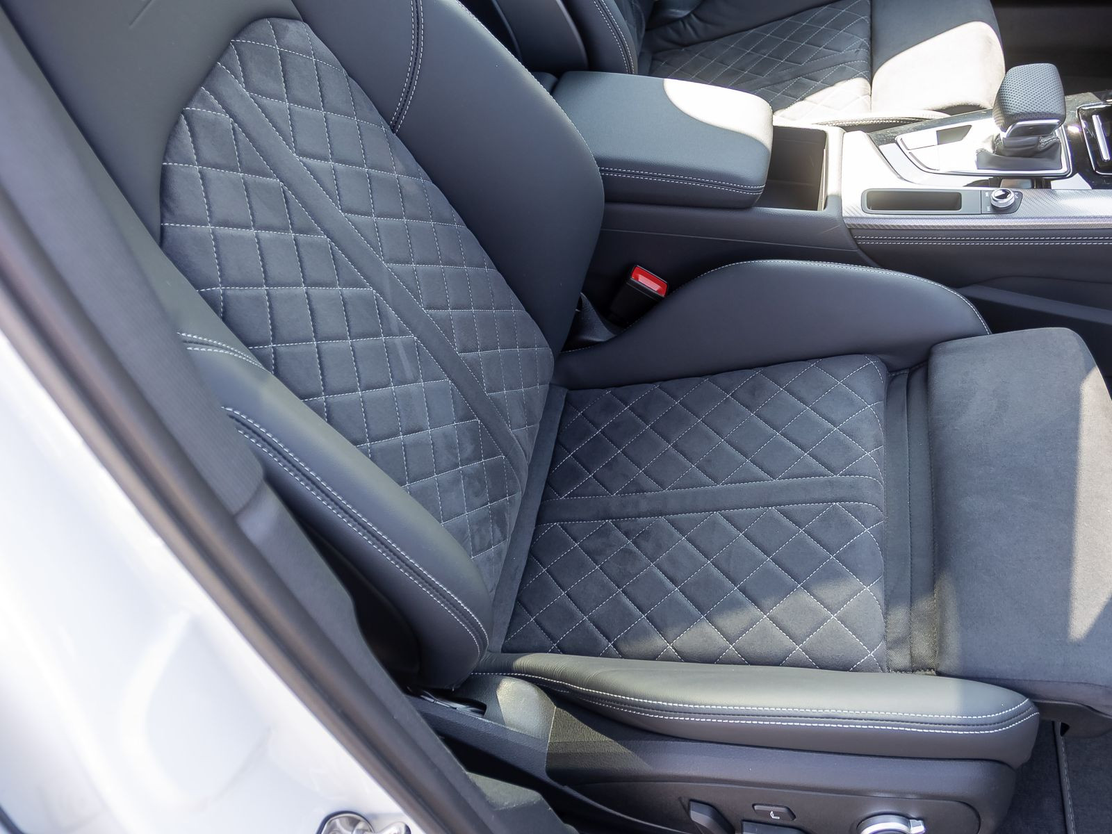 Audi RS 4 Avant Navi Matrix HuD Panorama ACC EPH AHK