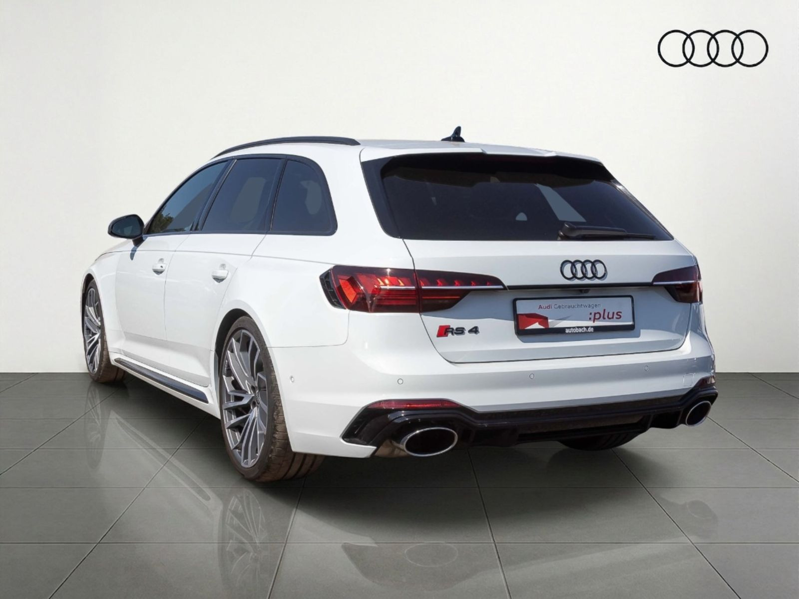 Audi RS 4 Avant Navi Matrix HuD Panorama ACC EPH AHK