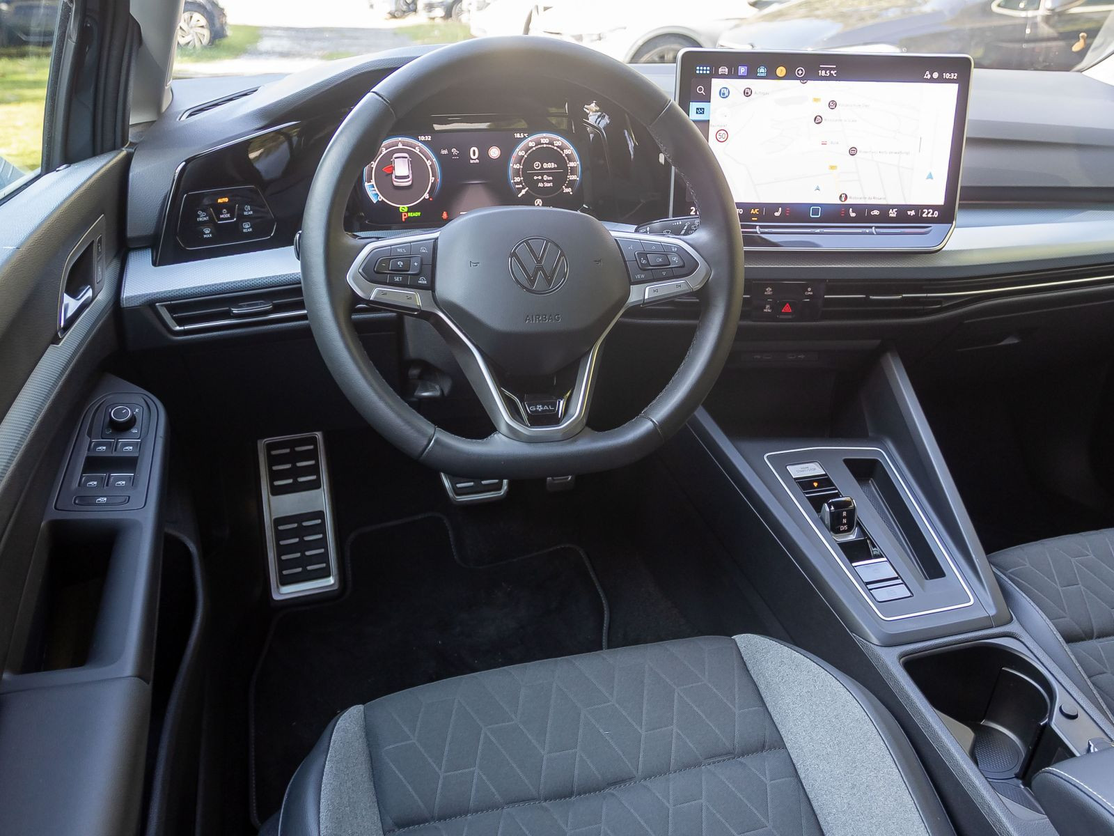 Volkswagen Golf VIII Goal 1.5 eTSI Navi LED ACC CarPlay AHK