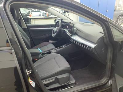 Volkswagen Golf VIII Goal 1.5 eTSI Navi Matrix ACC EPH AHK