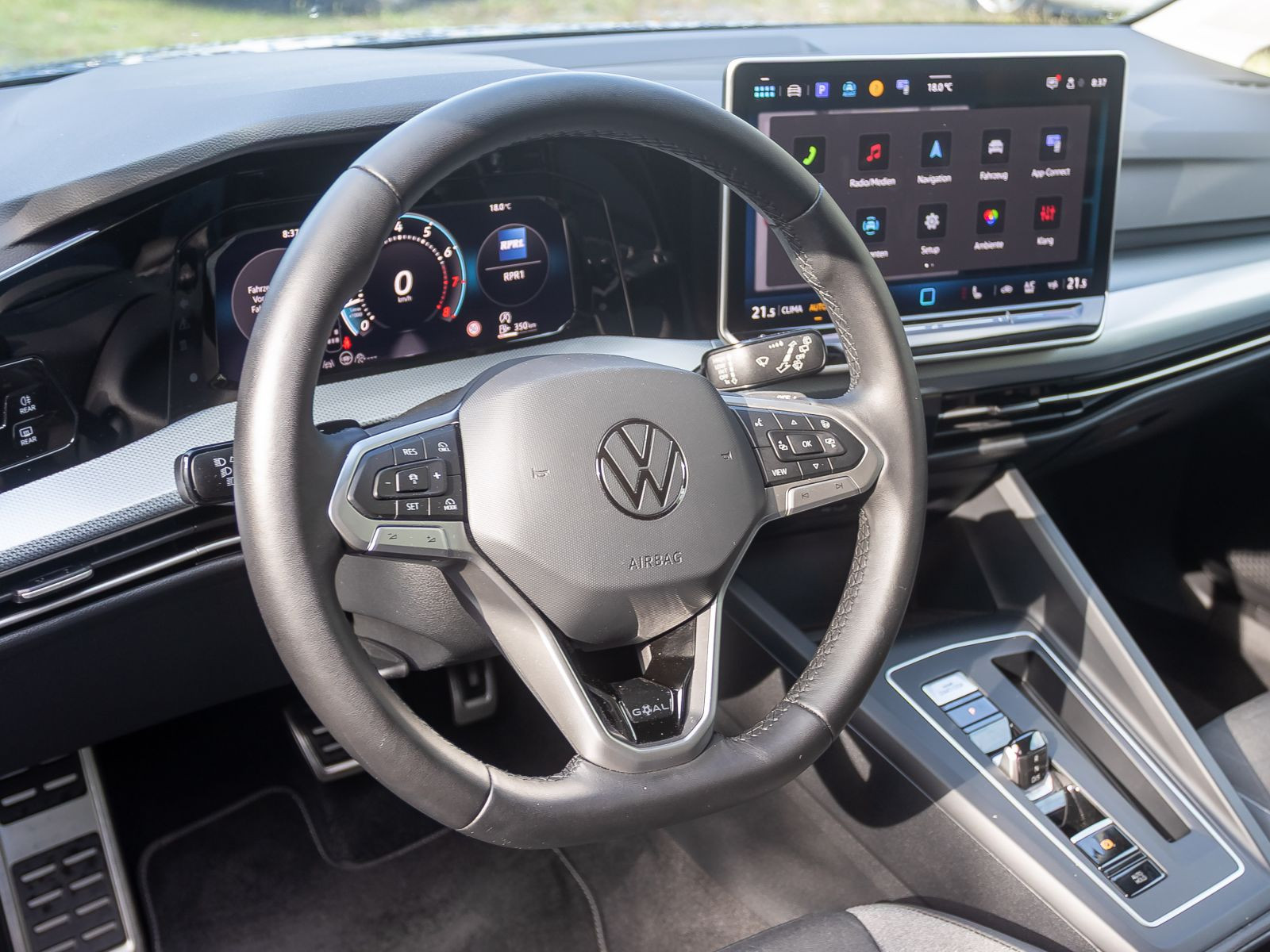 Volkswagen Golf VIII Goal 1.5 eTSI Navi LED ACC EPH AHK