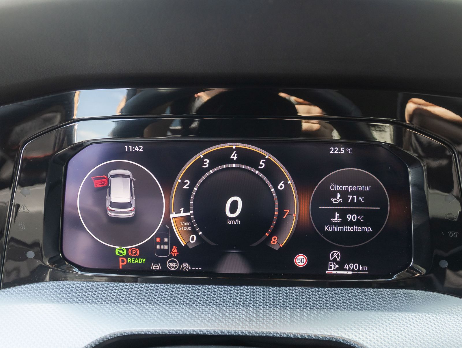 Volkswagen Golf VIII Goal 1.5 eTSI DSG Navi LED ACC EPH AHK