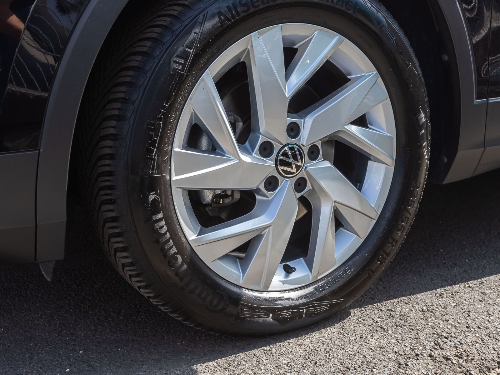 Volkswagen Tiguan 1.5 TSI DSG Elegance, Navi, LED-Matrix, Leder, Panoramadach
