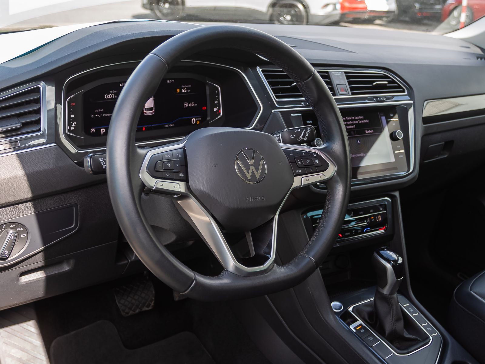 Volkswagen Tiguan 1.5 TSI DSG Elegance, Navi, LED-Matrix, Leder, Panoramadach