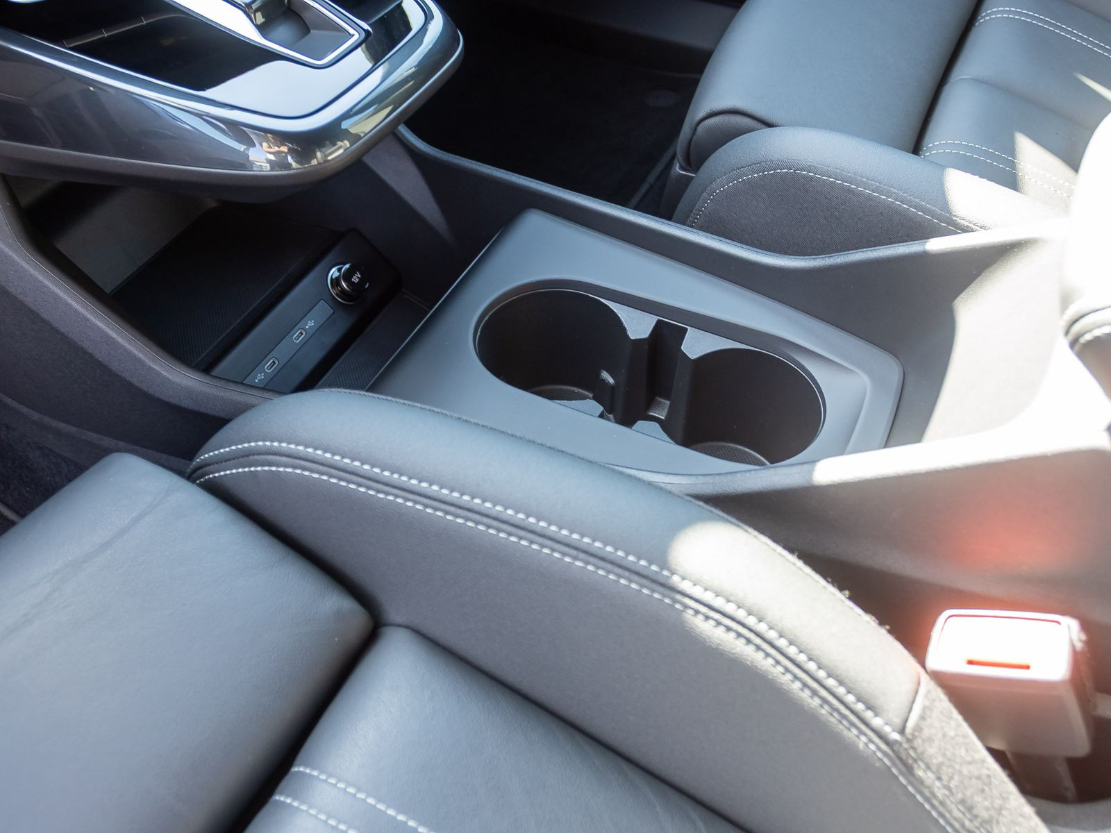 Audi Q4 S line 40 e-tron LED Standklima Sitzhzg EPH