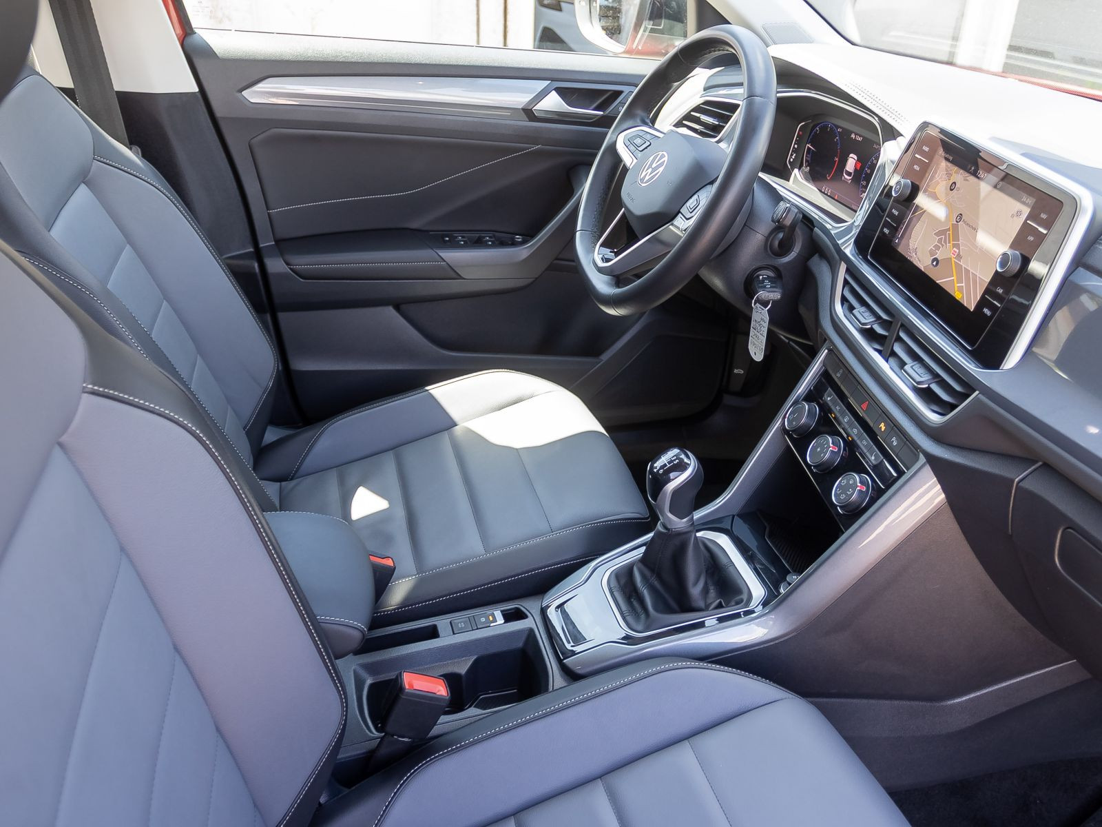 Volkswagen T-Roc Style 2.0TDI Navi Matrix ACC EPH CarPlay AHK