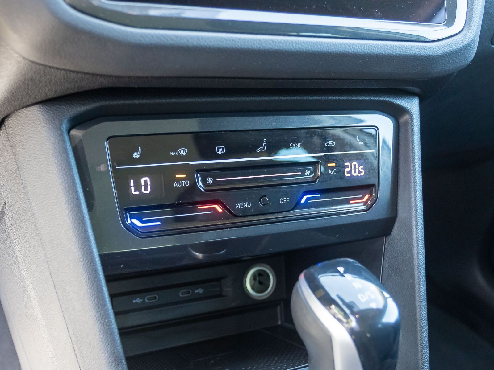 Volkswagen Tiguan Active 1.5TSI DSG Navi LED ACC CarPlay EPH