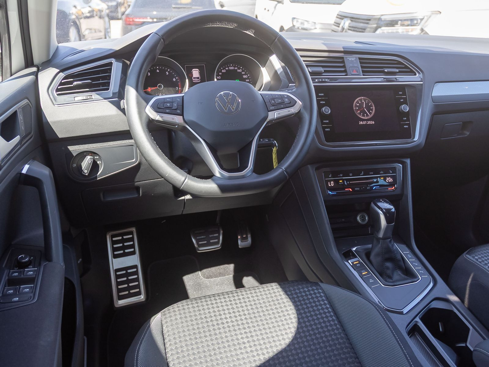 Volkswagen Tiguan Active 1.5TSI DSG Navi LED ACC CarPlay EPH