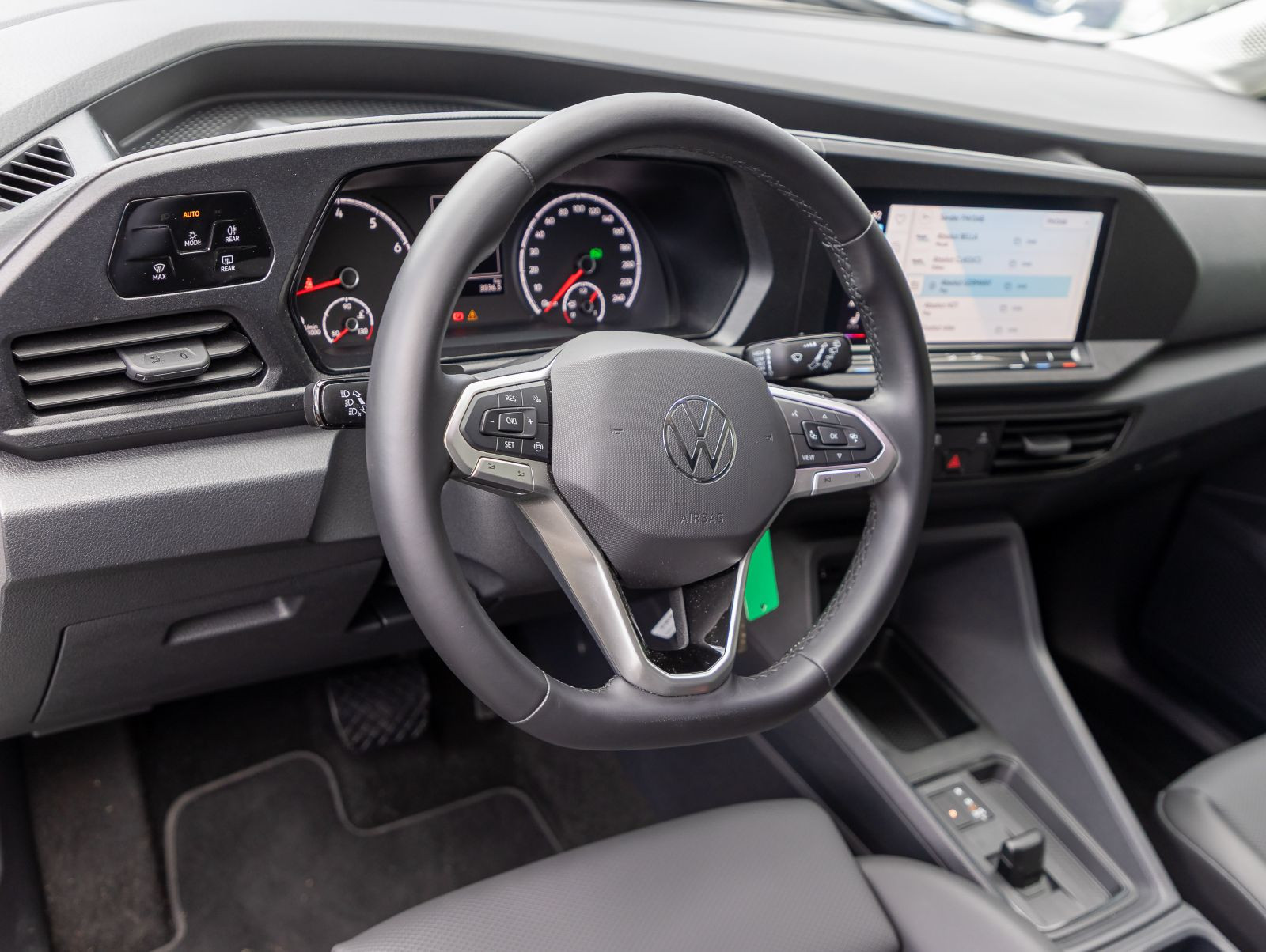 Volkswagen Caddy Maxi Cargo 1.5 TSI DSG Navi, Klima, Parkpilot