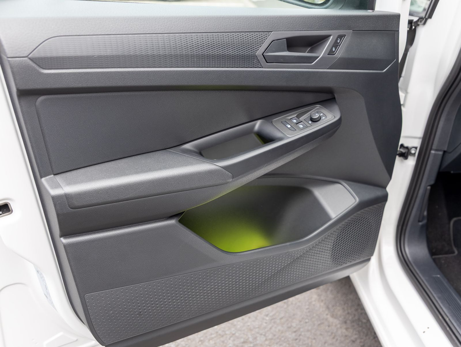 Volkswagen Caddy Maxi Cargo 1.5 TSI DSG Navi, Klima, Parkpilot