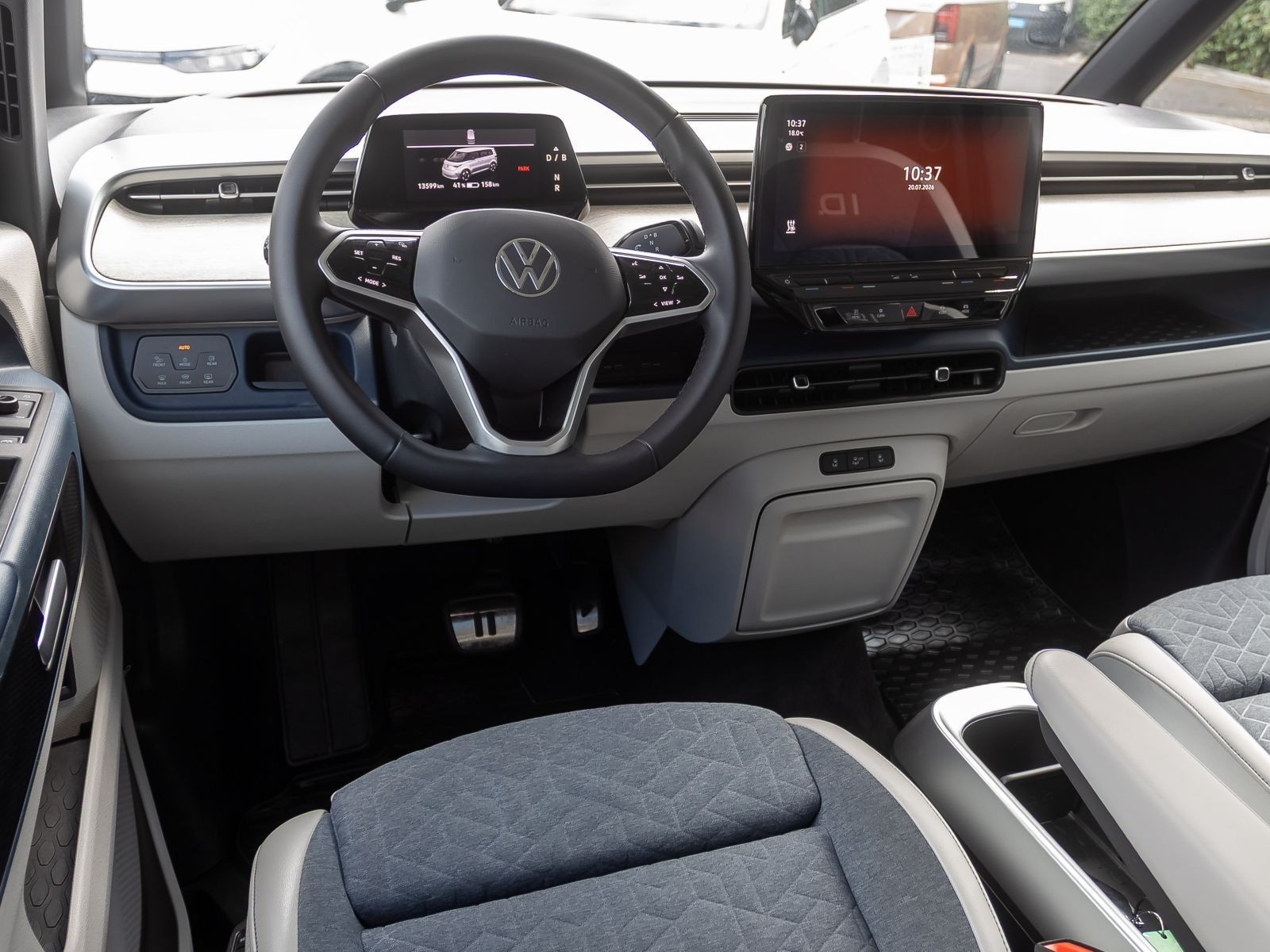 Volkswagen ID.Buzz Pro, AHK, LED-Matrix, Area View inklusive Rückfahrkamera, App-Connect