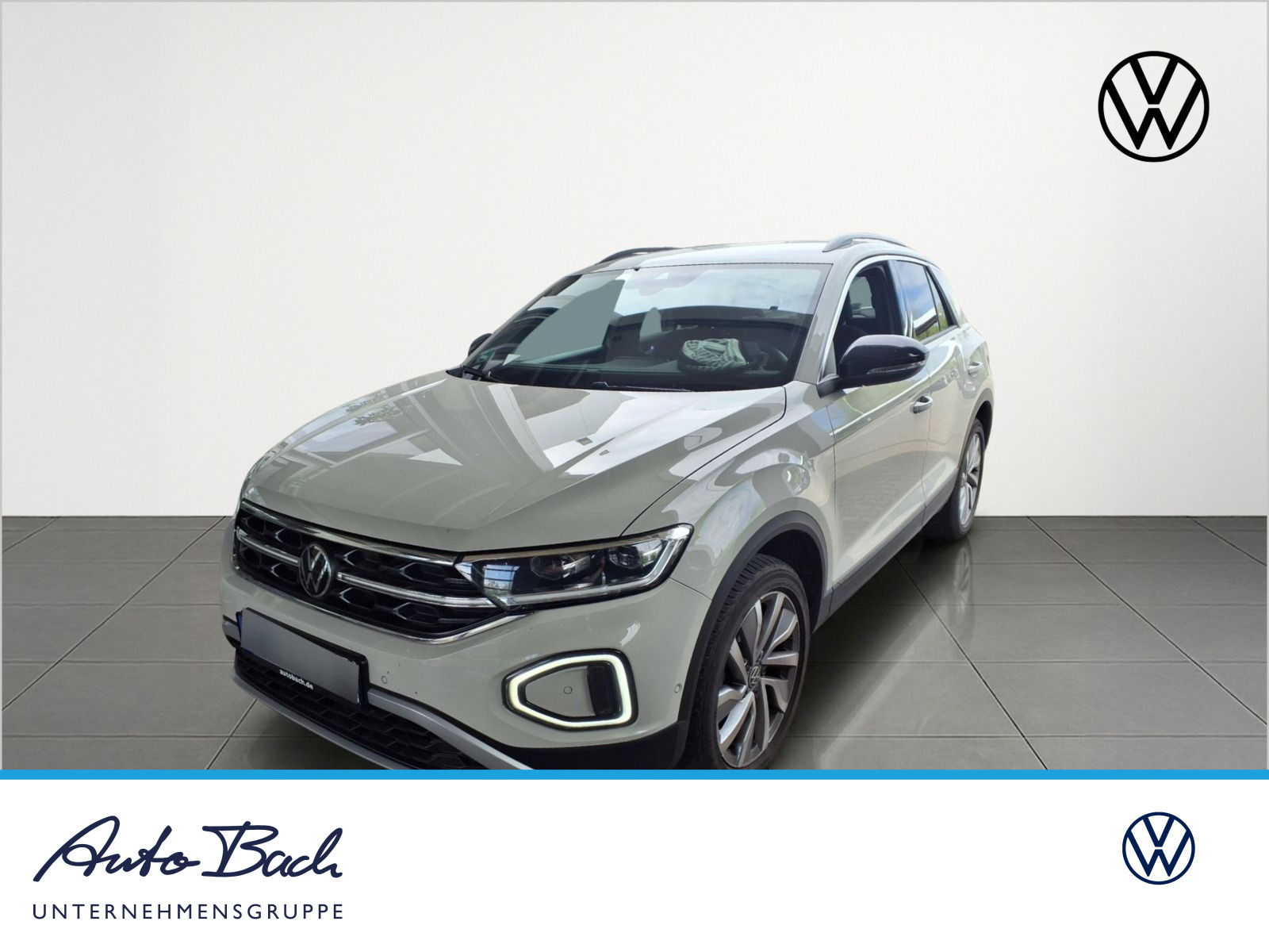 Volkswagen T-Roc MOVE 1.5TSI DSG Navi Matrix ACC CarPlay