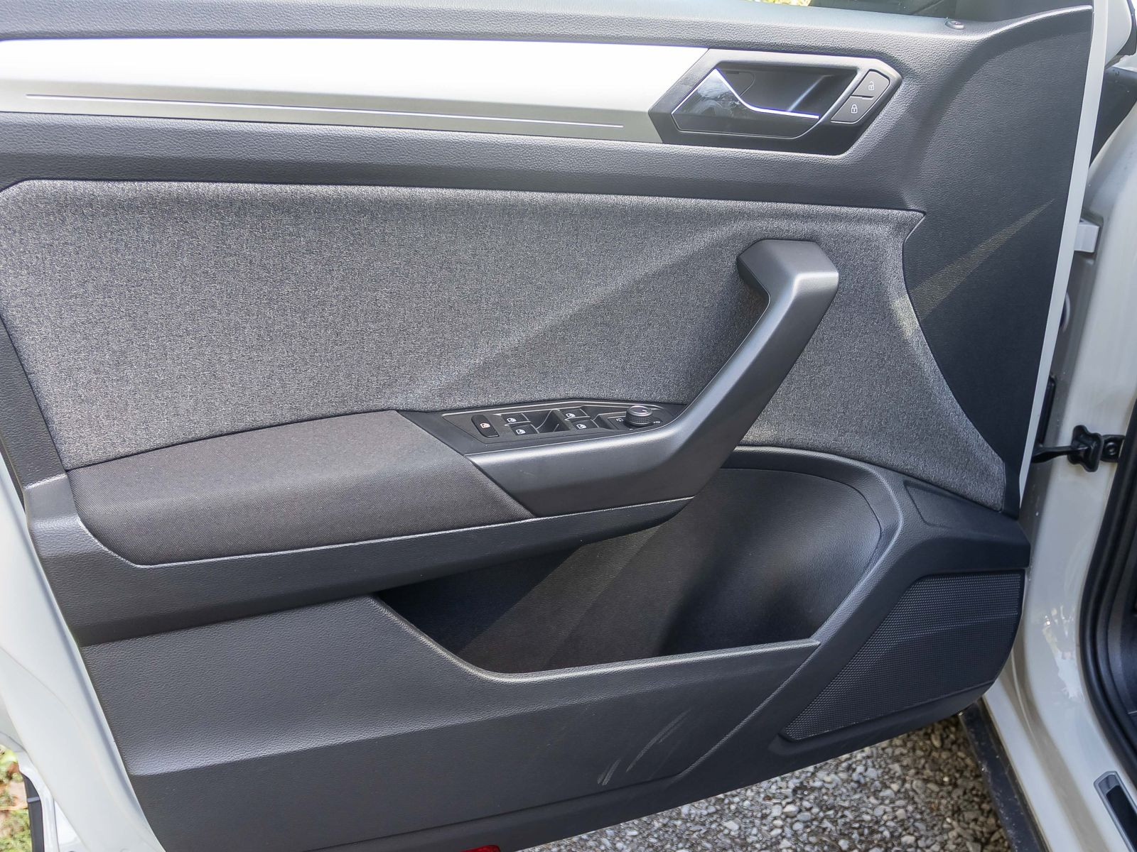 Volkswagen T-Roc MOVE 1.5TSI DSG Navi Matrix ACC CarPlay
