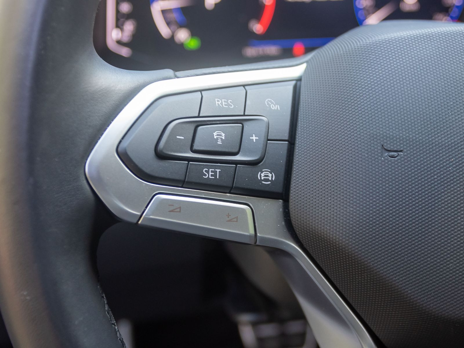 Volkswagen T-Roc MOVE 1.5TSI DSG Navi Matrix ACC CarPlay