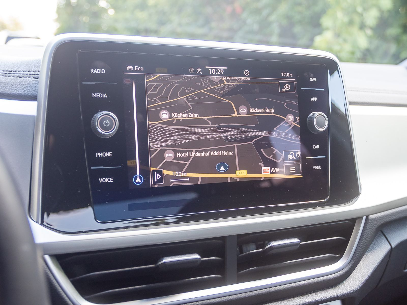 Volkswagen T-Roc MOVE 1.5TSI DSG Navi Matrix ACC CarPlay
