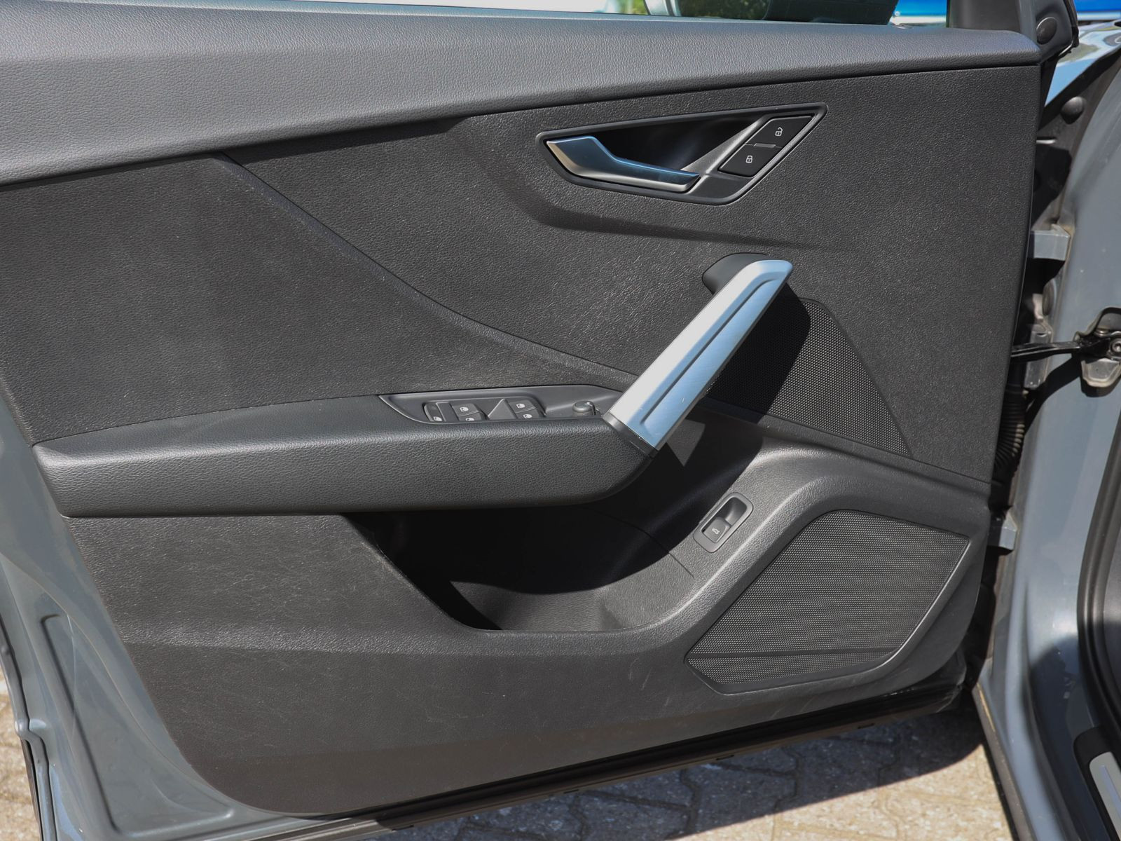 Audi Q2 35 TFSI S-Tronic Design, Navi, LED, Rückfahrkamera