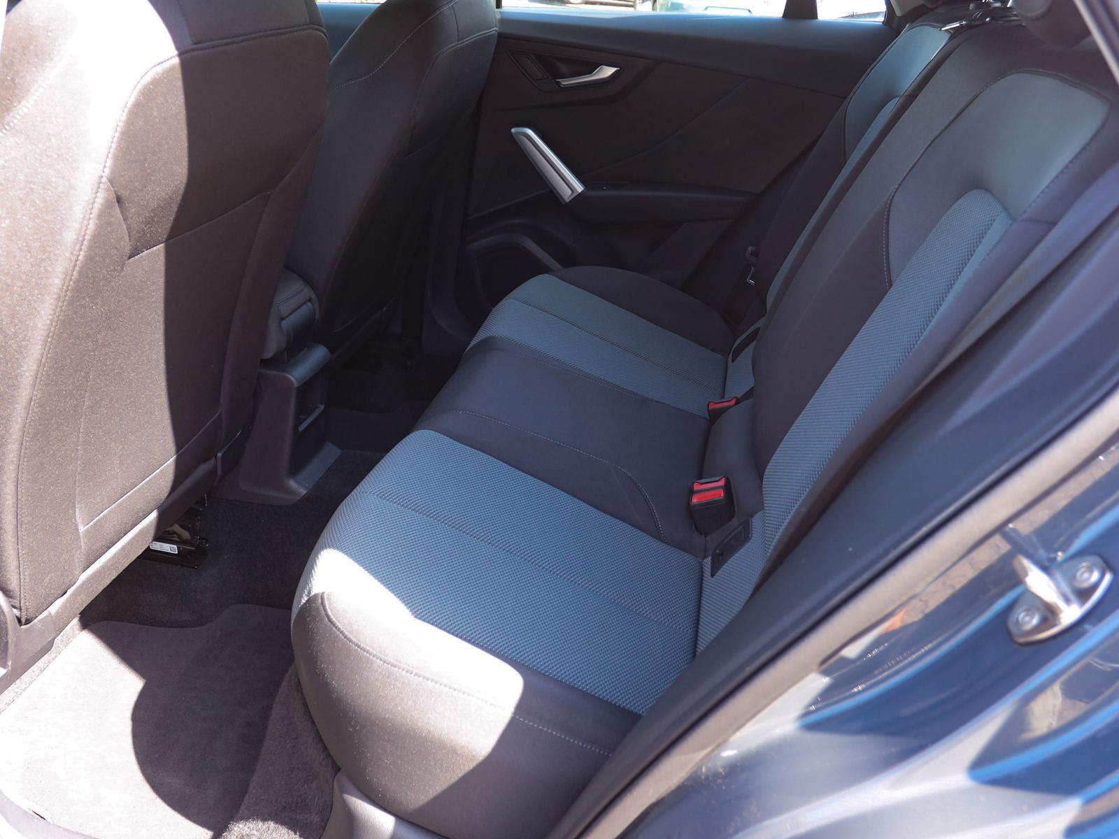 Audi Q2 35 TFSI S-Tronic Design, Navi, LED, Rückfahrkamera